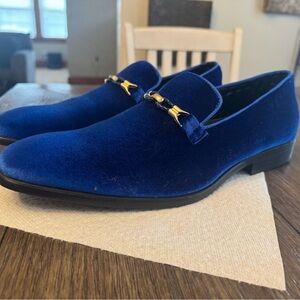 Amalfi Blue Velvet Loafers with Gold Accent